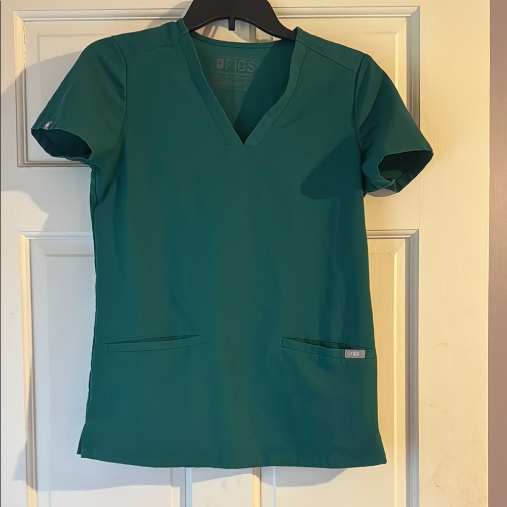 Figs forest green scrub top